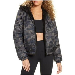Zella / Nordstrom Reversible winter Coat. Puffer Coat - 2 for 1